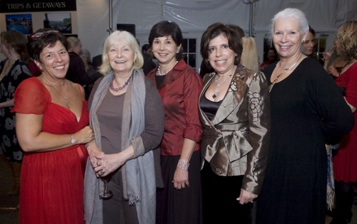 Ann Sheffer, Joanne Woodward, Elisabeth Morten, Cindy Vaccaro, and Anne Keefe at 